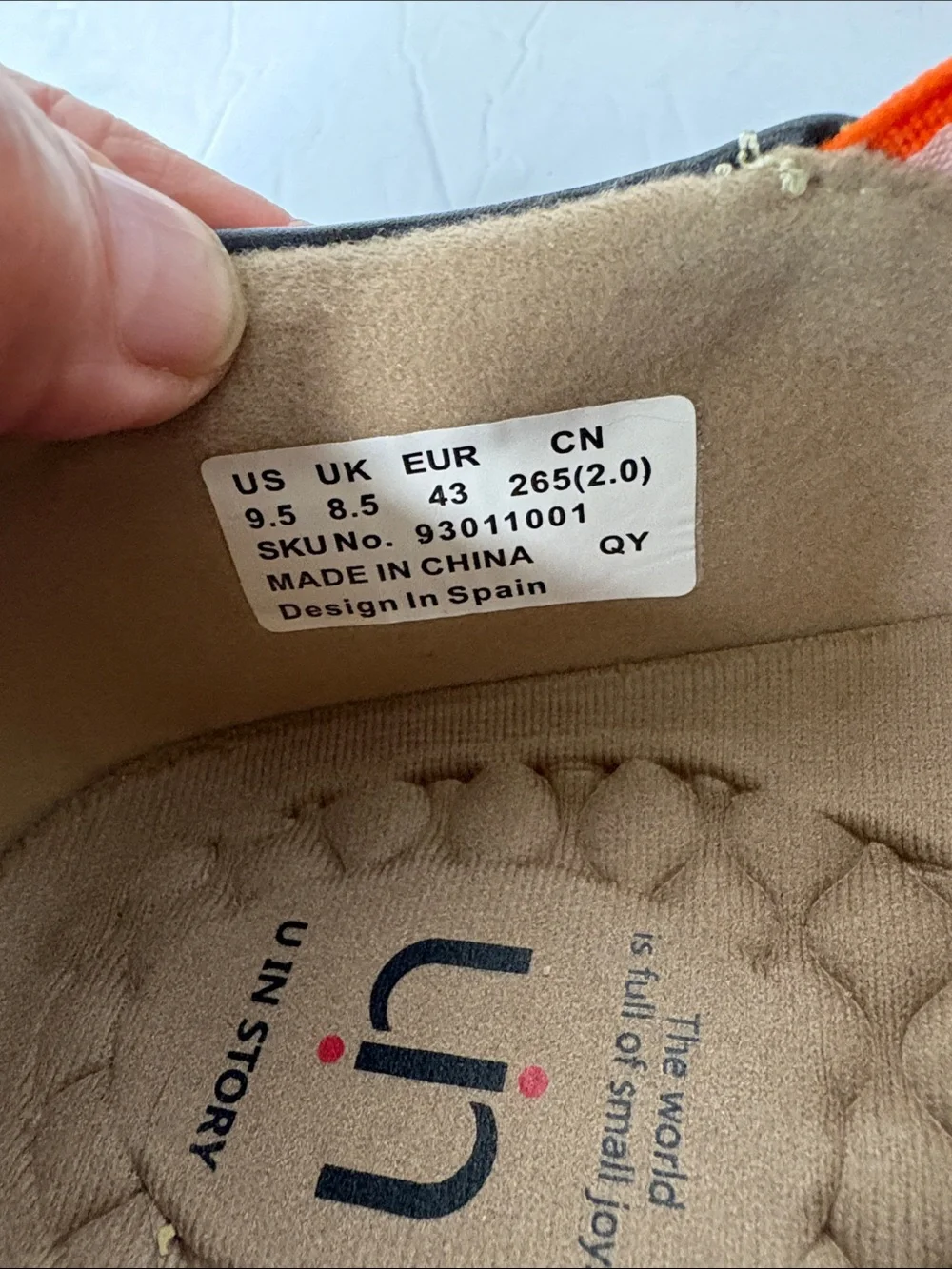 NWT UIN Pray for Goodness Slip On